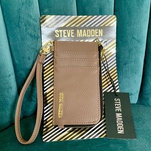 NWT- Steve Madden Cardcase Wristlet